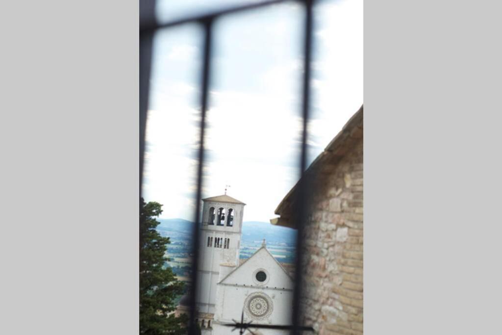 Francesco House Family Apartment Assisi Exterior foto