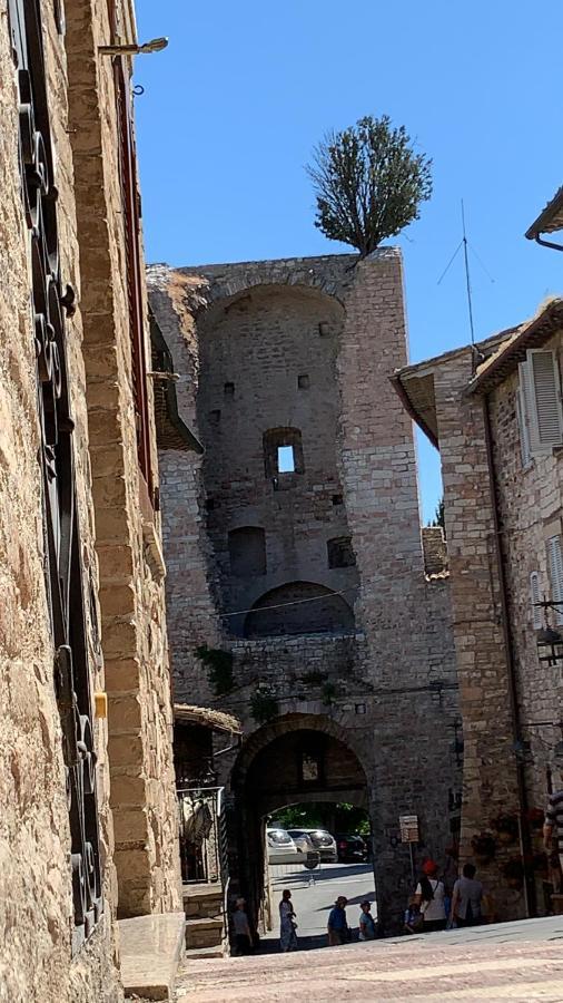 Francesco House Family Apartment Assisi Exterior foto