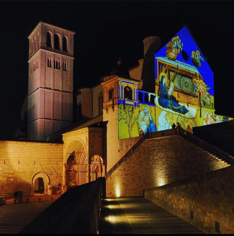 Francesco House Family Apartment Assisi Exterior foto